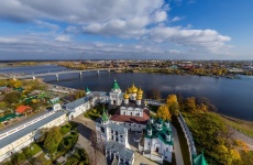 ДОМ.РФ создаст новые модели российских лифтов